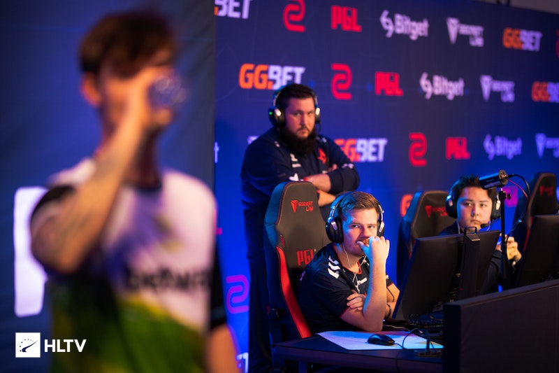 费尔南德斯 费尔南德斯