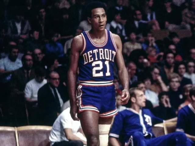 战略调整 战略调整